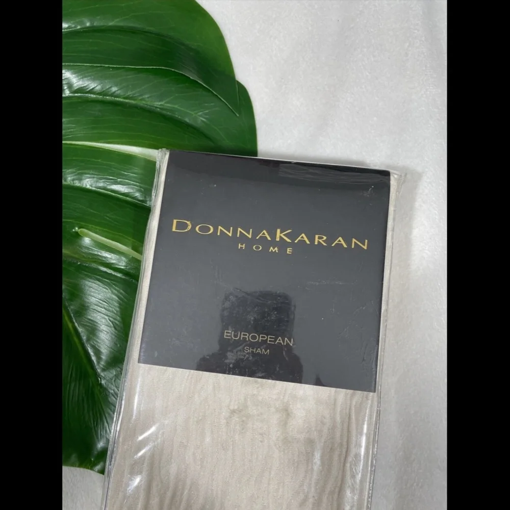 NIB $190 Donna Karan‎ Rhythm [ 1 ] Jacquard Euro Pillow Sham